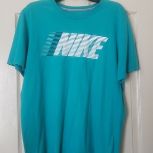 Nike Regular Fit Tee